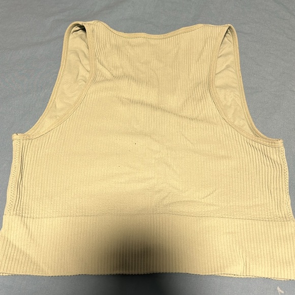 Garage tank top - Picture 2 of 3